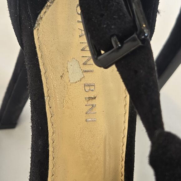 Gianni Bini Aimee Black Suede Women 9.5M Rhinestone Ruffle Top Open Toe Heels - Picture 8 of 9